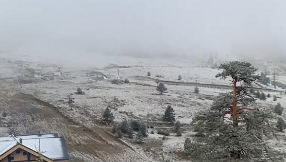 Bolu'nun Zirveleri Beyaza Büründü: Beklenen Kar Yağışı Başladı