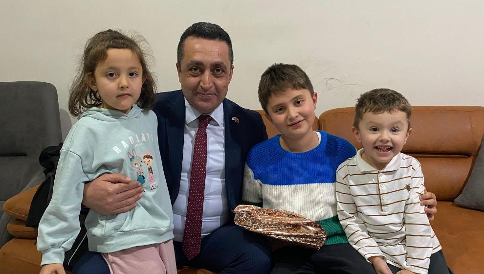 Mudurnu Belediye Başkanı Doğan Onurlu, Bolu İl Birincisi Miraç Öztürk’ü Ziyaret Etti