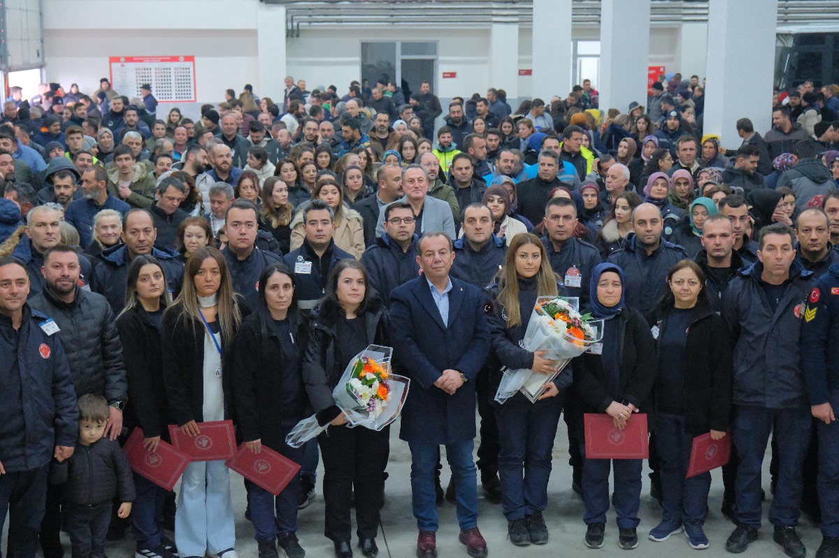 Bolu Belediye Başkanı Tanju Özcan'dan Kahraman İtfaiyecilere Tam Destek: “Uyku Bana Haram!”