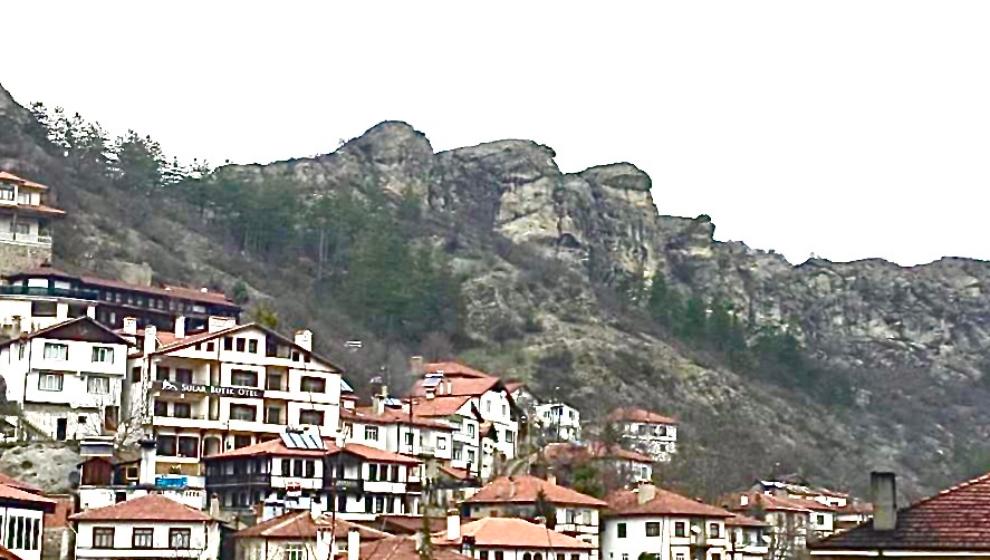 Zincirli Kayalar Bölgesindeki Evler İçin 15 Gün Süre