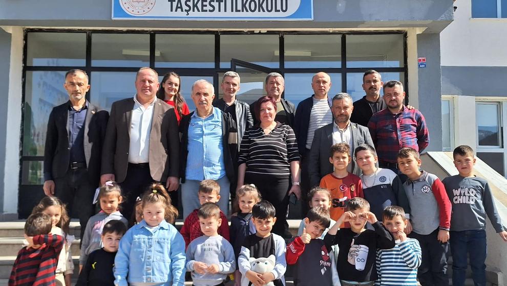 Taşkesti’de “Enerji Dostu Mavi Yeşil Okul” Projesi Kapsamında Toplantı Düzenlendi