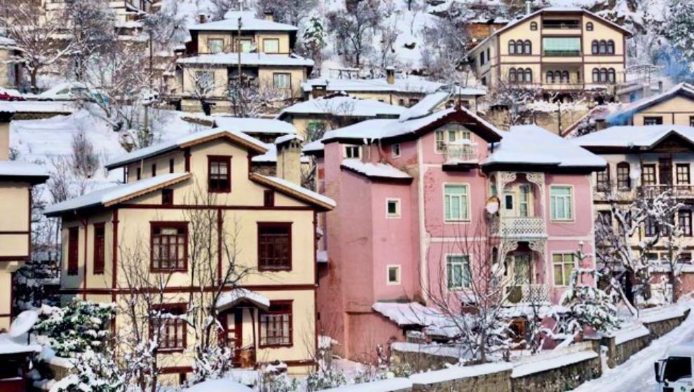 İlk Sıraya Aile Olabilmeyi Yazalım…
