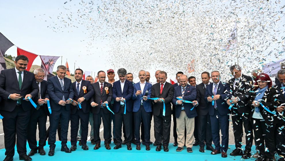 15 Dakikalık Yol 4 Dakikaya İndi