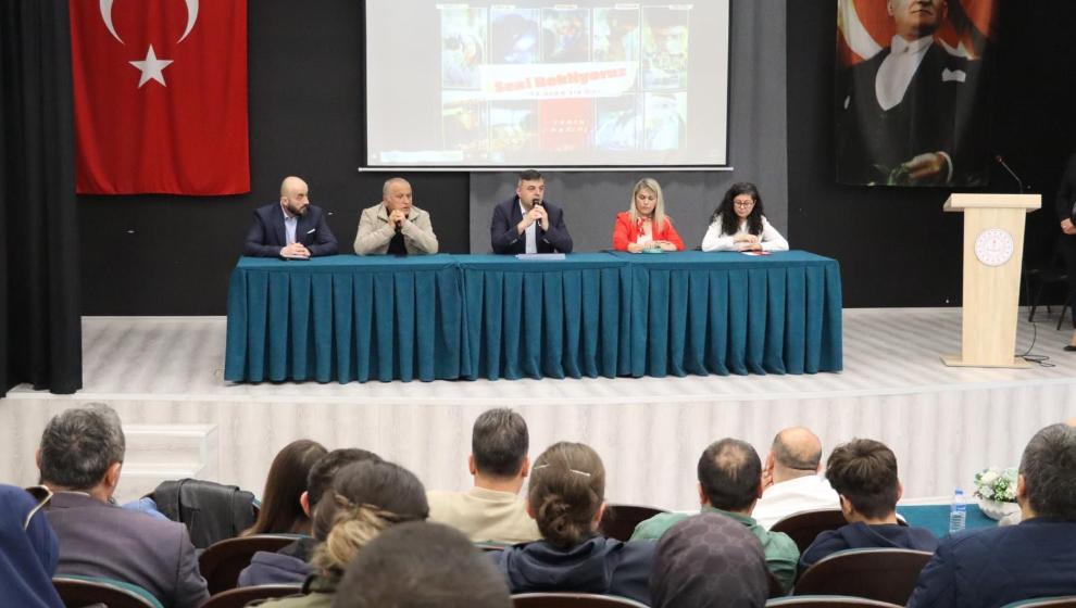 Mesleki ve Teknik Eğitim Tanıtım Toplantısında Sektör Temsilcileri ve Veliler Buluştu