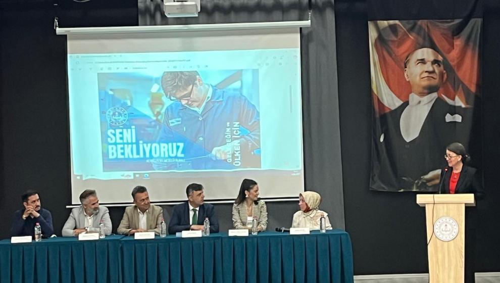 “Geleceğin ve Ülken İçin Seni Bekliyoruz” Sloganıyla Mesleki Eğitimde Güçlü Buluşma