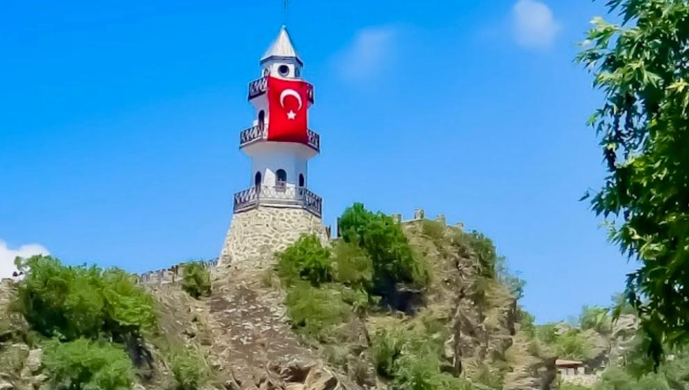 Bir Milletin Dirilişi