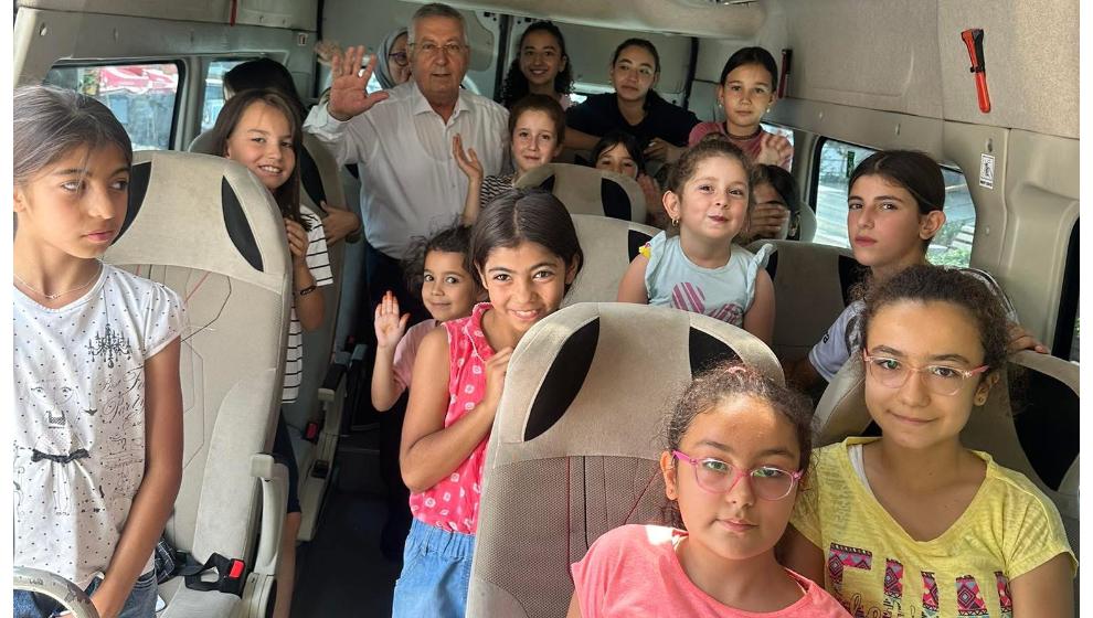 Göynüklü Çocuklar “Yüzme Bilmeyen Kalmasın” Projesiyle Yüzme Öğreniyor