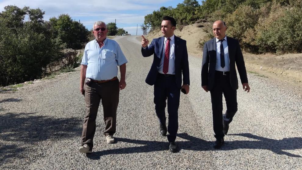 Bir Tokalaşma Üzerinden Fırtına Koparmak!