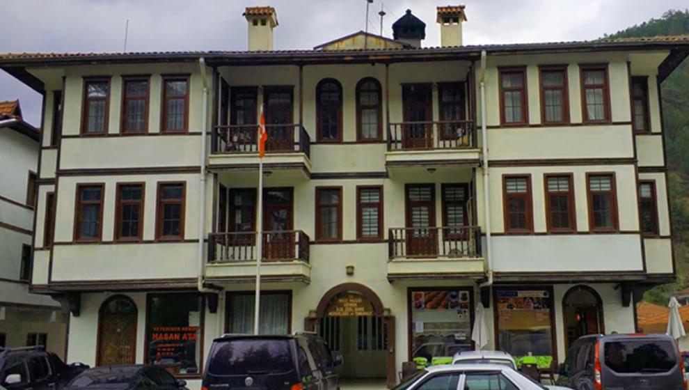 Özel İdare Dükkanları Kiraya Verilecek